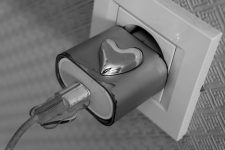 Best Power Strips & Surge Protectors for Singapore Homes Surge Protectors